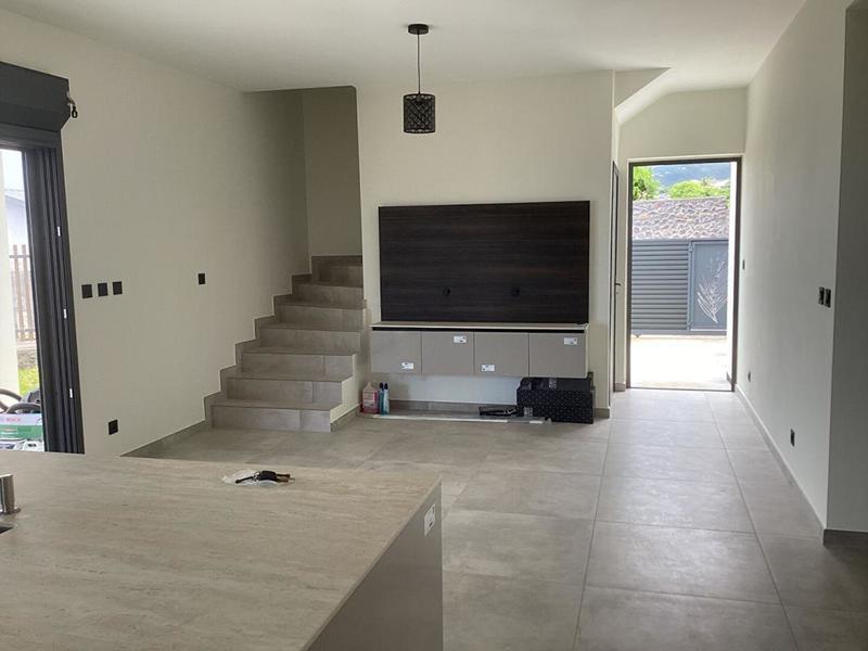 Maison - 104 m² - 4 pièces