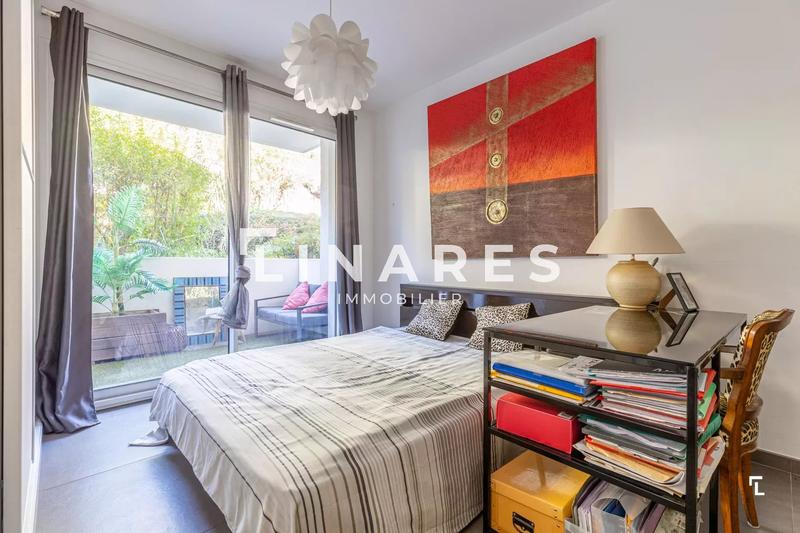 Appartement - 95 m² - 4 pièces