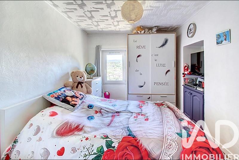 Maison - 143 m² - 5 pièces