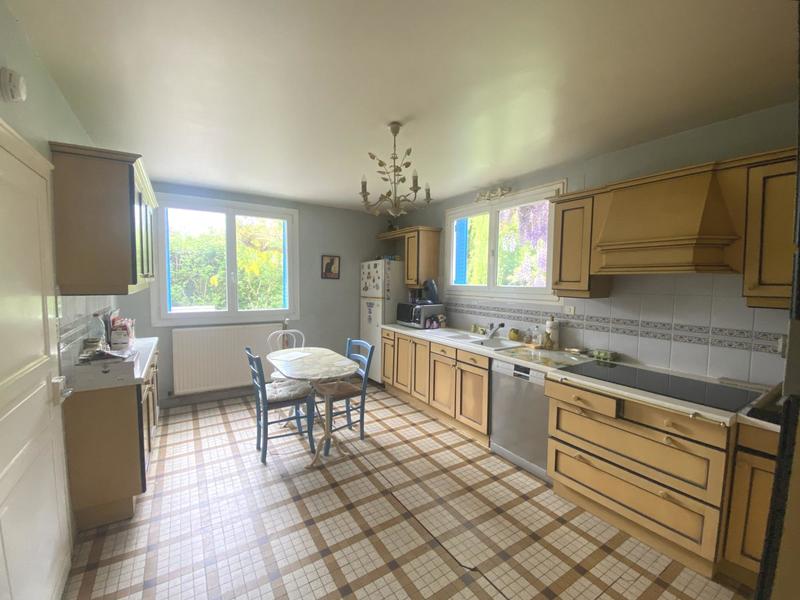 Maison ancienne - 186 m² - 8 pièces