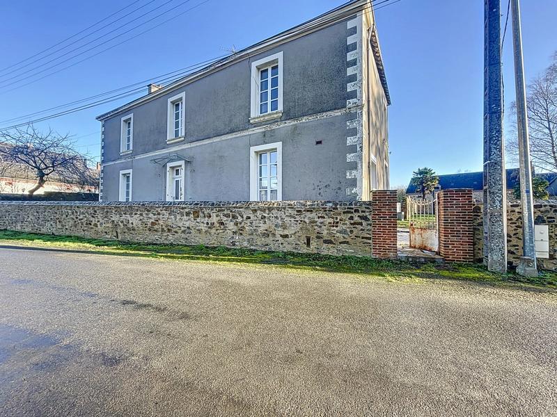 Maison ancienne - 152 m² - 6 pièces