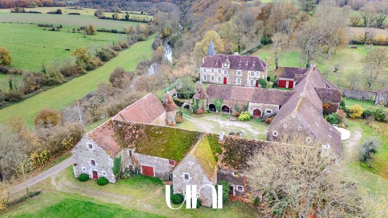 Maison - 507 m² - 13 pièces