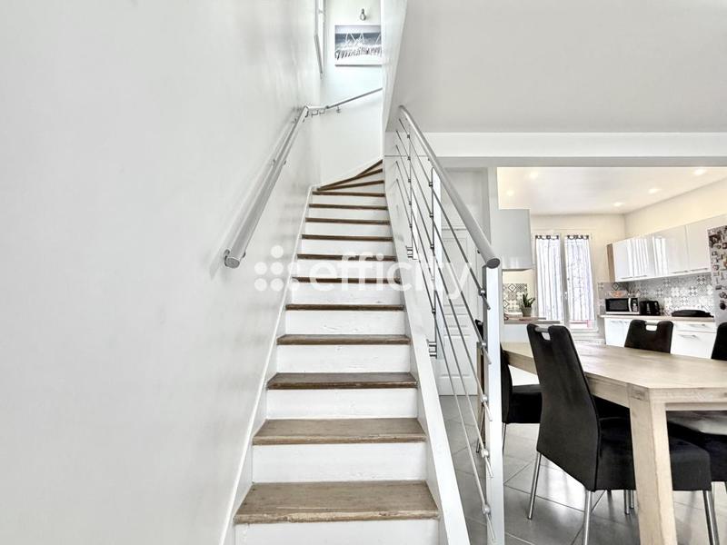 Pavillon - 80 m² - 4 pièces