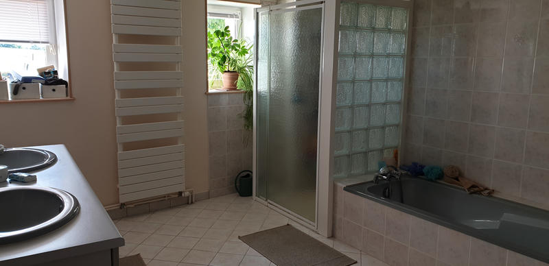 Maison - 180 m² - 7 pièces