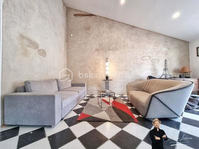 Maison - 135 m² - 4 pièces