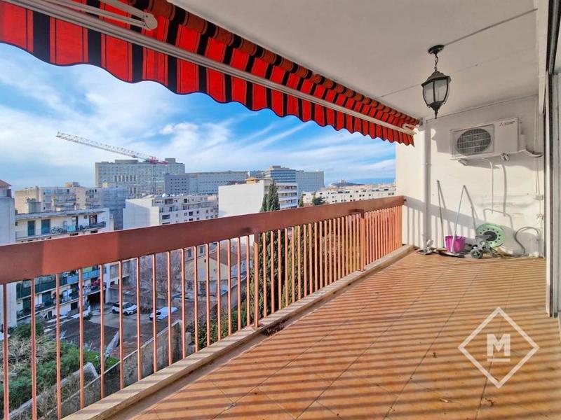 Appartement - 87 m² - 4 pièces