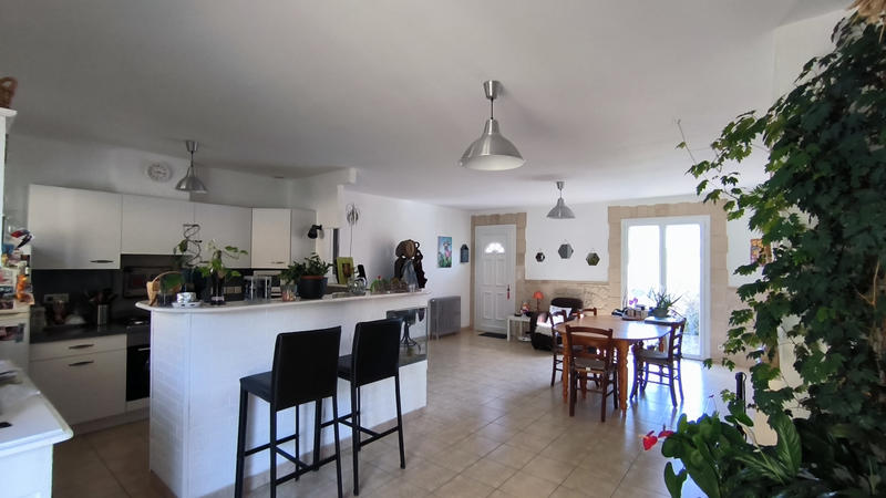 Villa - 90 m² - 4 pièces