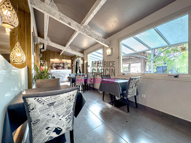 Fonds de commerce - Hôtellerie / Restauration - 220 m²