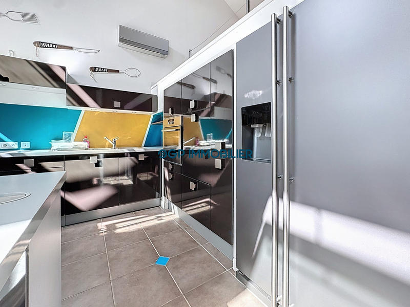 Appartement - 107 m² - 4 pièces