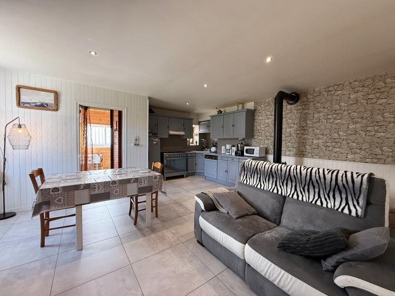 Maison - 350 m² - 10 pièces