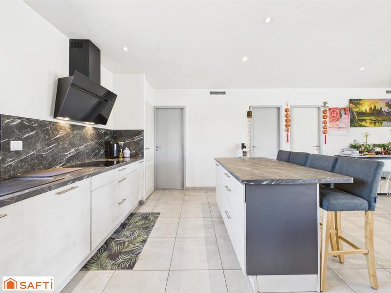 Maison - 130 m² - 6 pièces