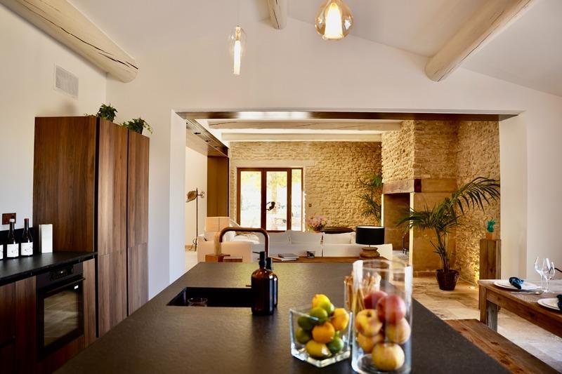 Mas - 250 m² - 7 pièces