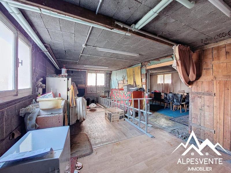 Demeure - 92 m² - 5 pièces