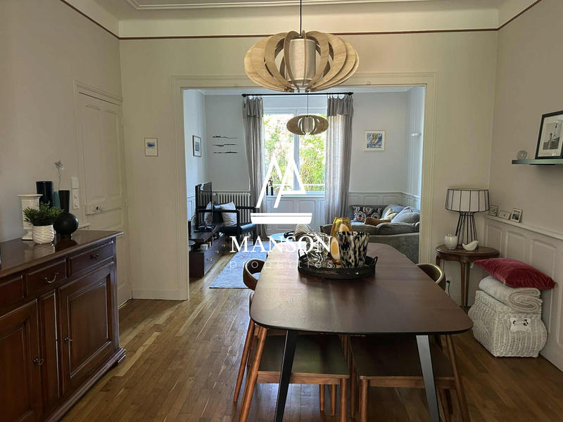 Maison - 138 m² - 6 pièces