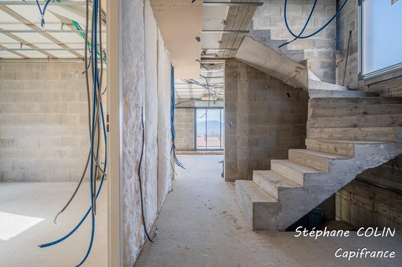 Maison - 191 m² - 7 pièces