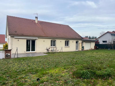 Maison - 110 m² - 6 pièces