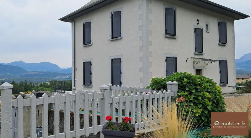 Maison - 127 m² - 4 pièces