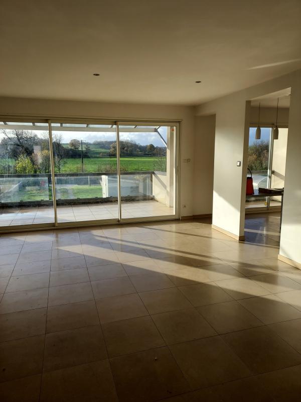 Appartement - 105 m² - 5 pièces