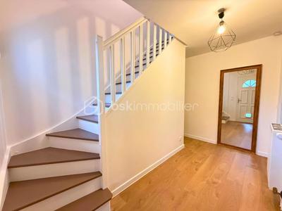 Pavillon - 100 m² - 5 pièces