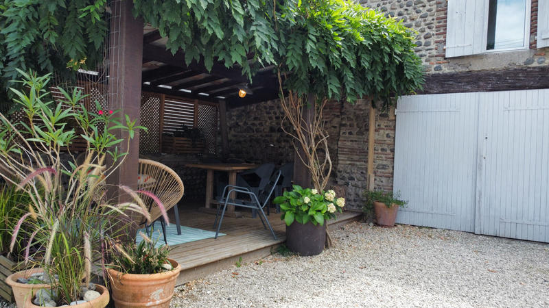 Maison - 300 m² - 11 pièces