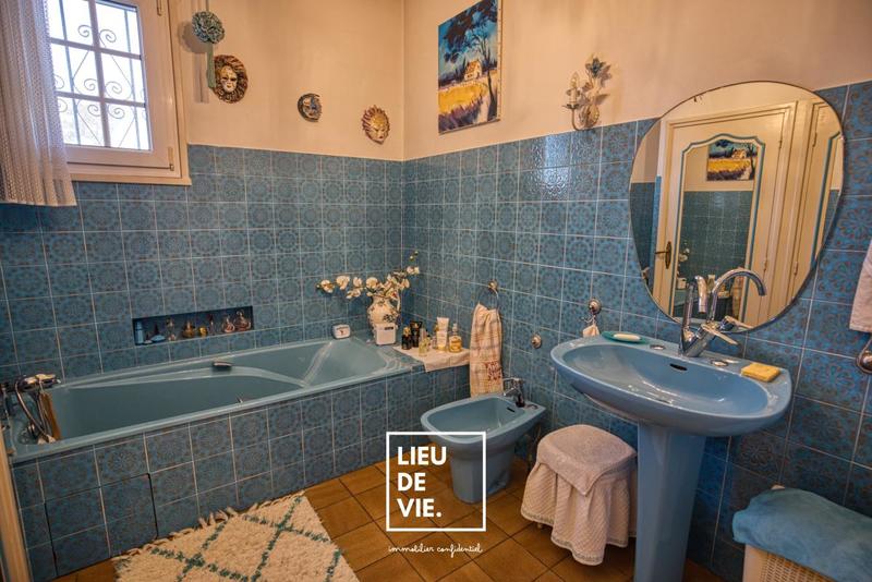 Maison ancienne - 181 m² - 8 pièces