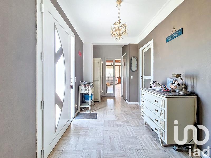 Maison - 244 m² - 10 pièces