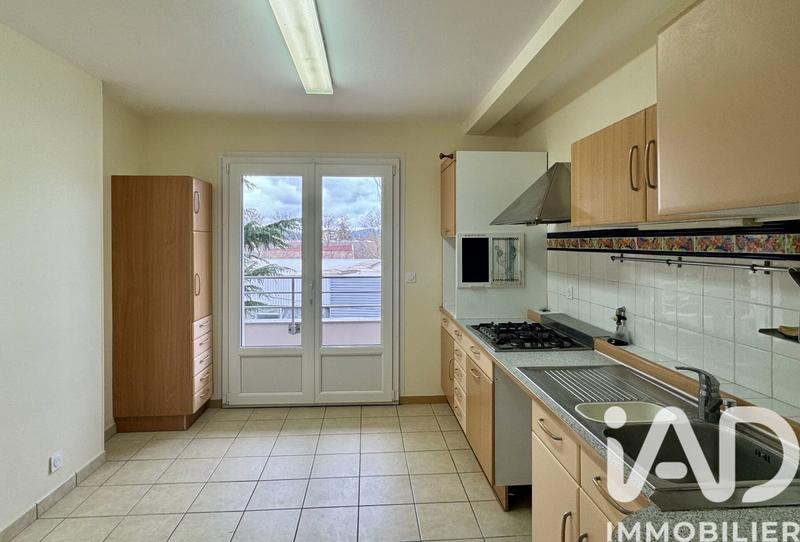 Appartement - 94 m² - 4 pièces