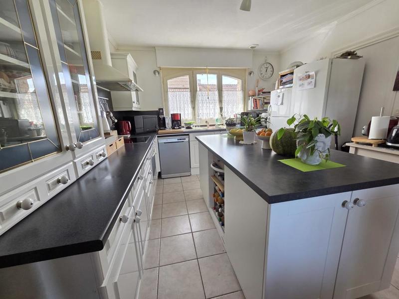 Pavillon - 110 m² - 5 pièces