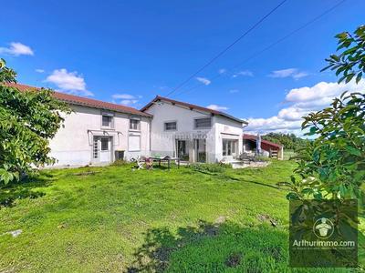 Maison - 206 m² - 7 pièces