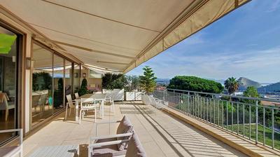 Appartement - 127 m² - 4 pièces