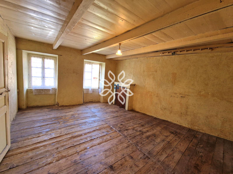 Maison de village - 100 m² - 5 pièces