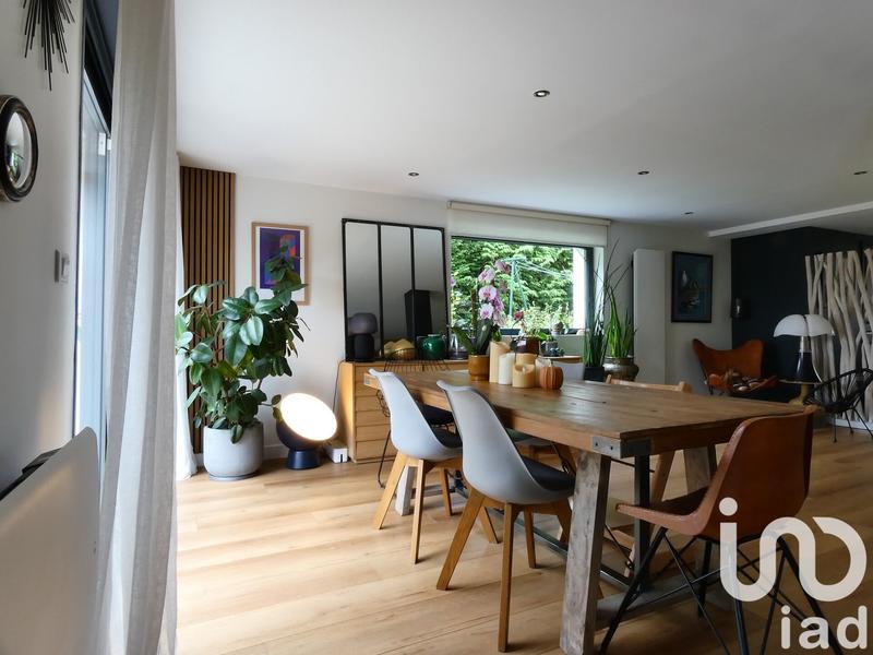 Maison - 176 m² - 6 pièces