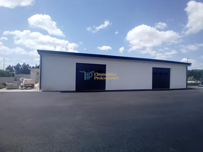 Local d'activités - 290 m²