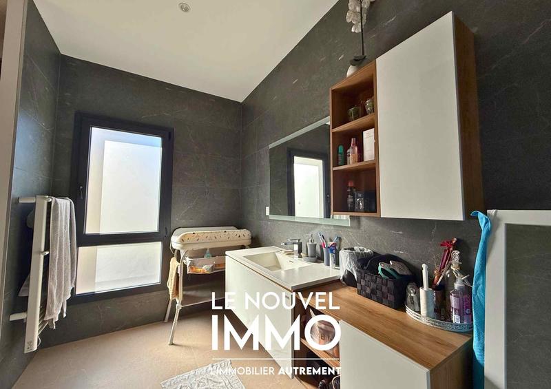 Villa - 150 m² - 5 pièces