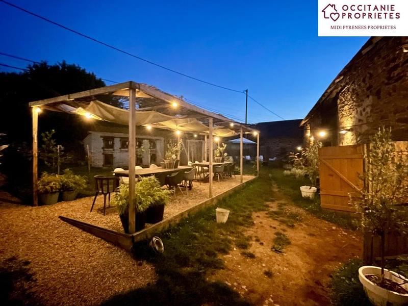 Maison chambre d'hôtes - 100 m² - 7 pièces