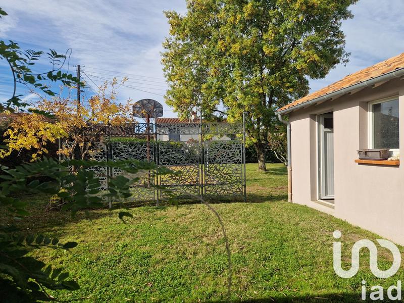 Maison - 242 m² - 7 pièces