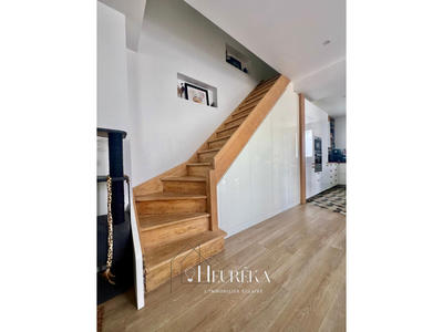 Maison - 88 m² - 4 pièces