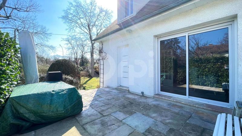 Maison - 152 m² - 6 pièces