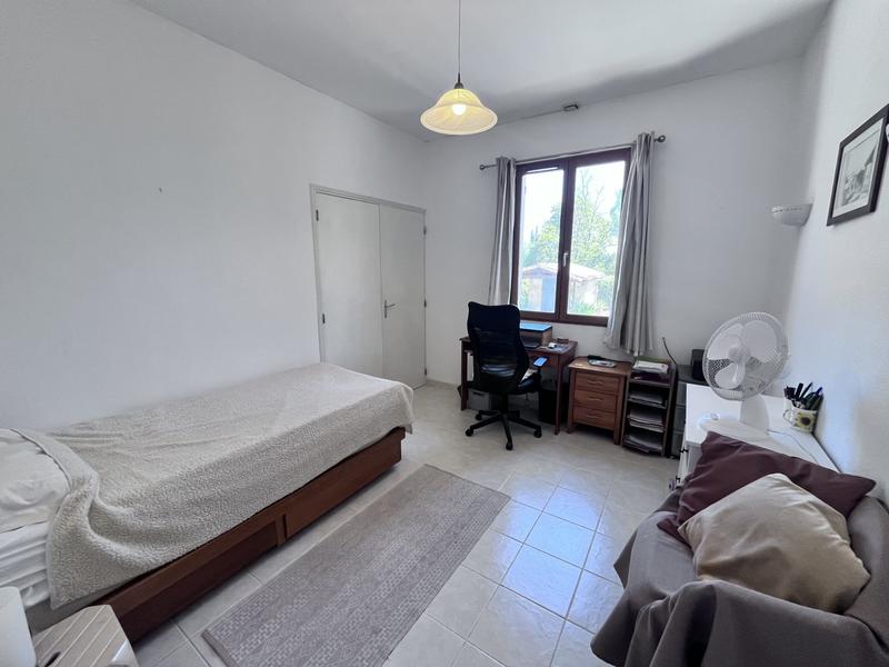 Maison traditionnelle - 143 m² - 8 pièces