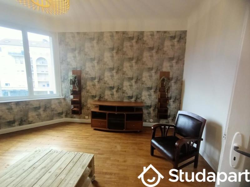 Appartement - 80 m² - 3 pièces