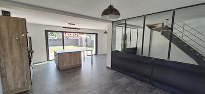 Maison - 112 m² - 4 pièces