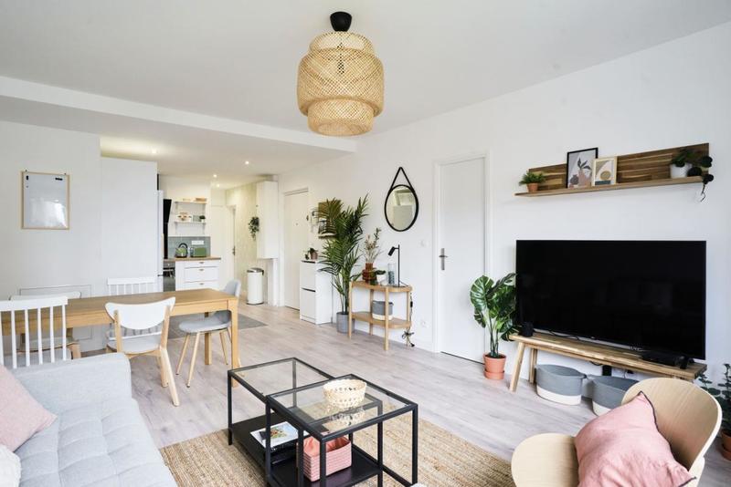 Appartement - 100 m² - 6 pièces