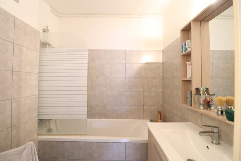 Appartement - 75 m² - 4 pièces