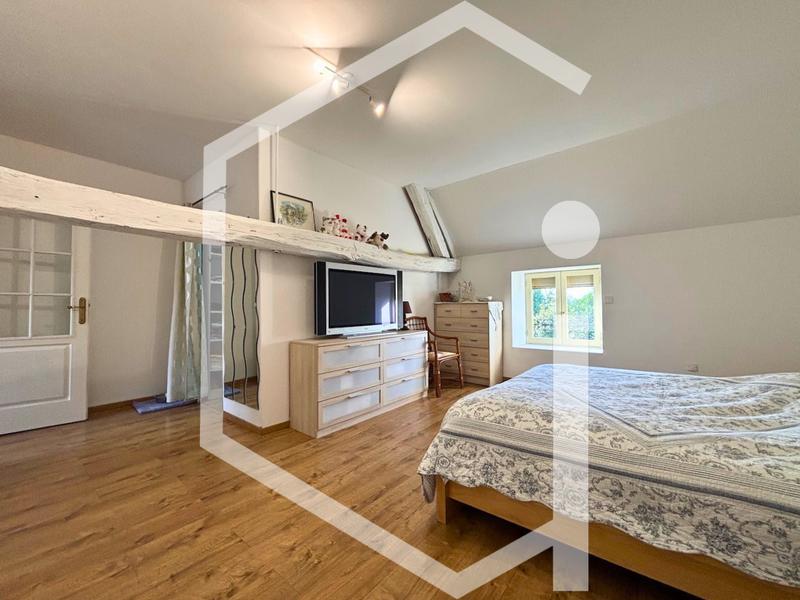 Maison - 180 m² - 3 pièces