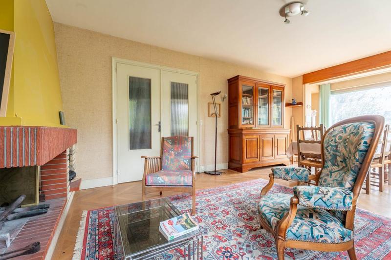 Maison - 264 m² - 11 pièces