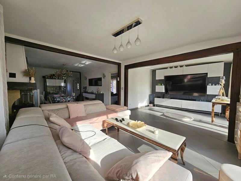 Maison - 135 m² - 6 pièces