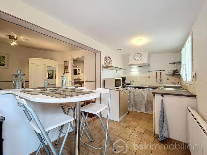 Maison traditionnelle - 138 m² - 6 pièces