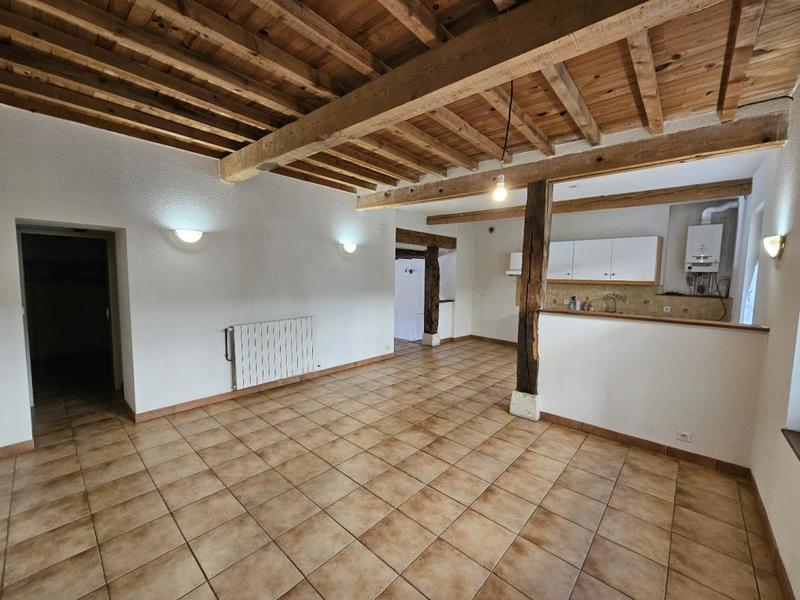 Maison - 220 m² - 8 pièces