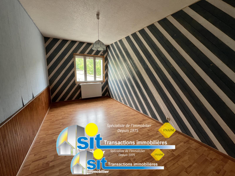 Maison - 176 m² - 8 pièces