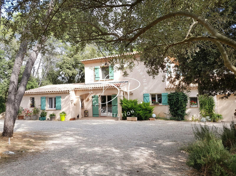 Maison - 183 m² - 7 pièces